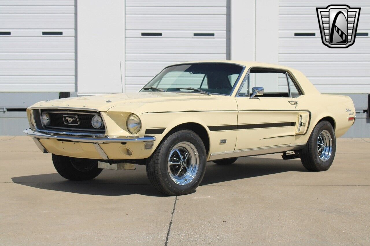 Ford-Mustang-Coupe-1968-Yellow-Black-144604-3