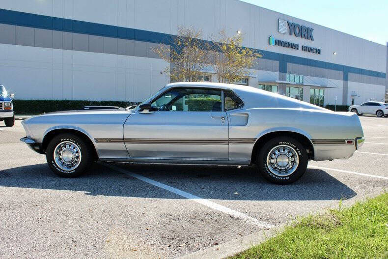 Ford-Mustang-Coupe-1969-Gray-Black-24483-10