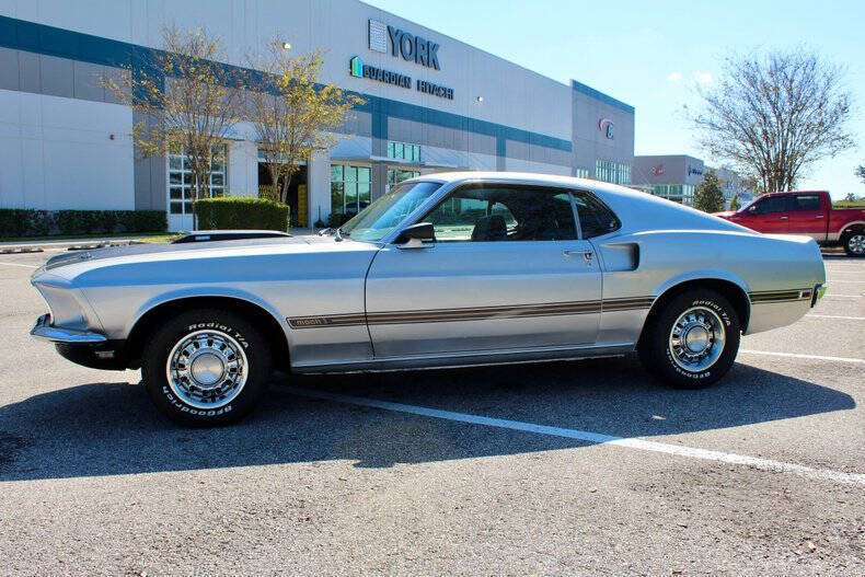 Ford-Mustang-Coupe-1969-Gray-Black-24483-9