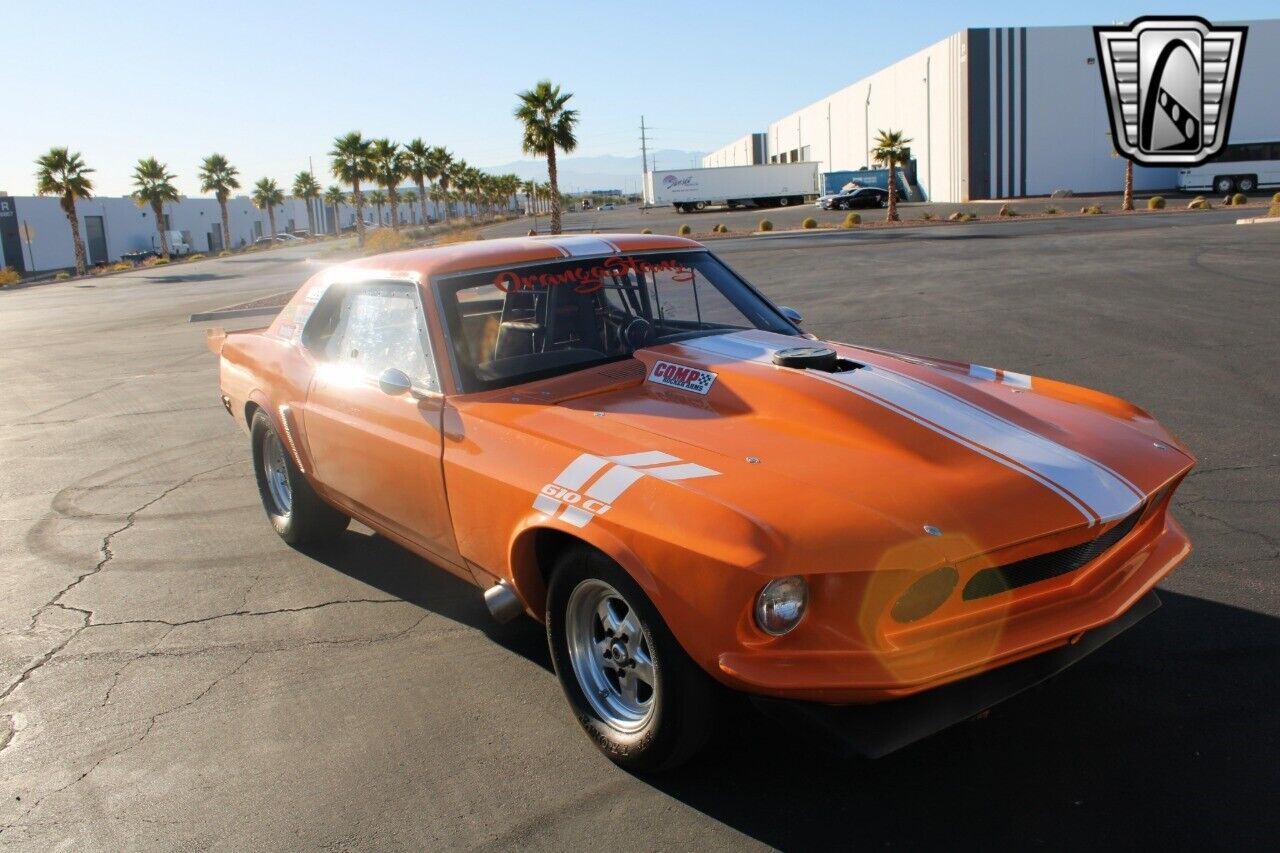 Ford-Mustang-Coupe-1969-Orange-Black-24-2