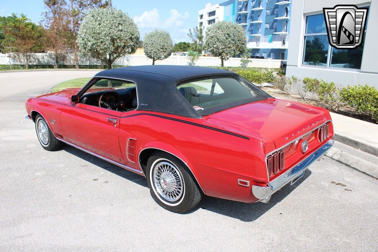 Ford-Mustang-Coupe-1969-Red-Black-113567-3