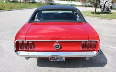 Ford-Mustang-Coupe-1969-Red-Black-113567-4