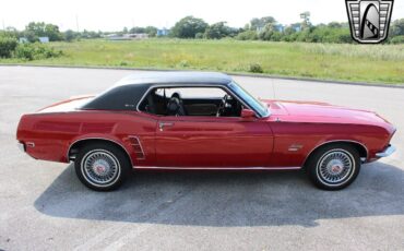 Ford-Mustang-Coupe-1969-Red-Black-113567-6