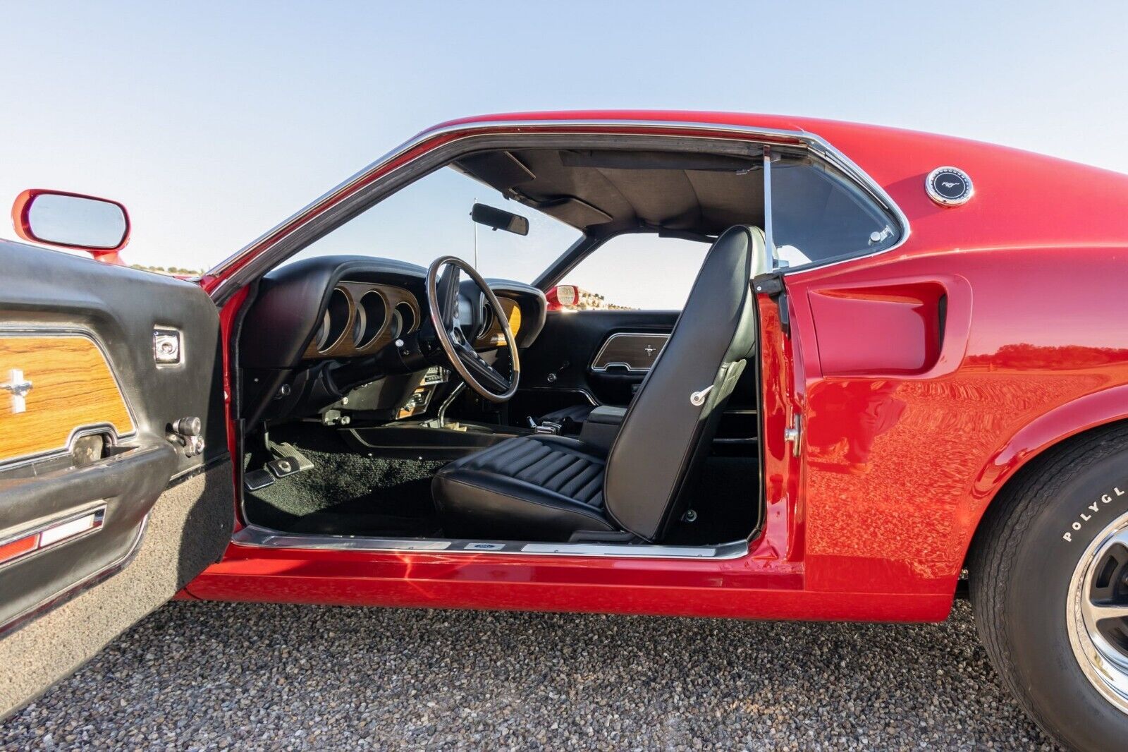 Ford-Mustang-Coupe-1969-Red-Black-51499-5