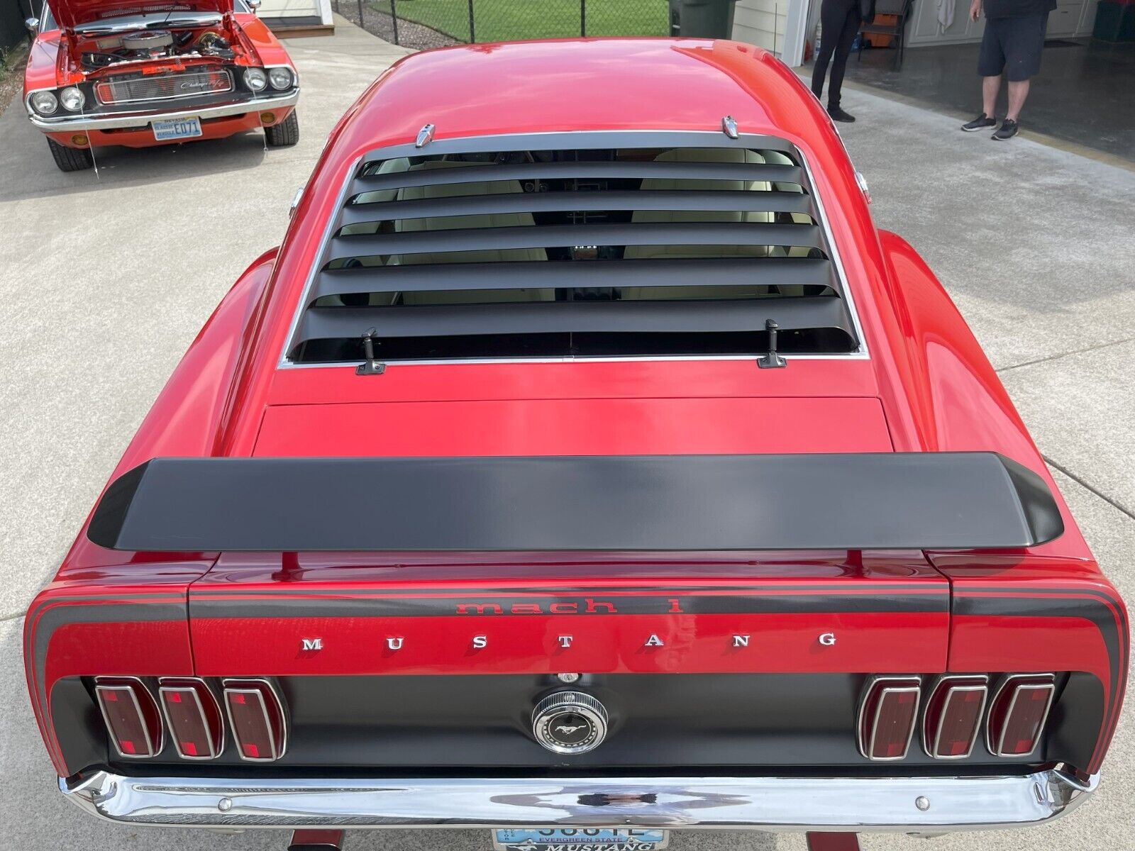 Ford-Mustang-Coupe-1969-Red-White-123919-2