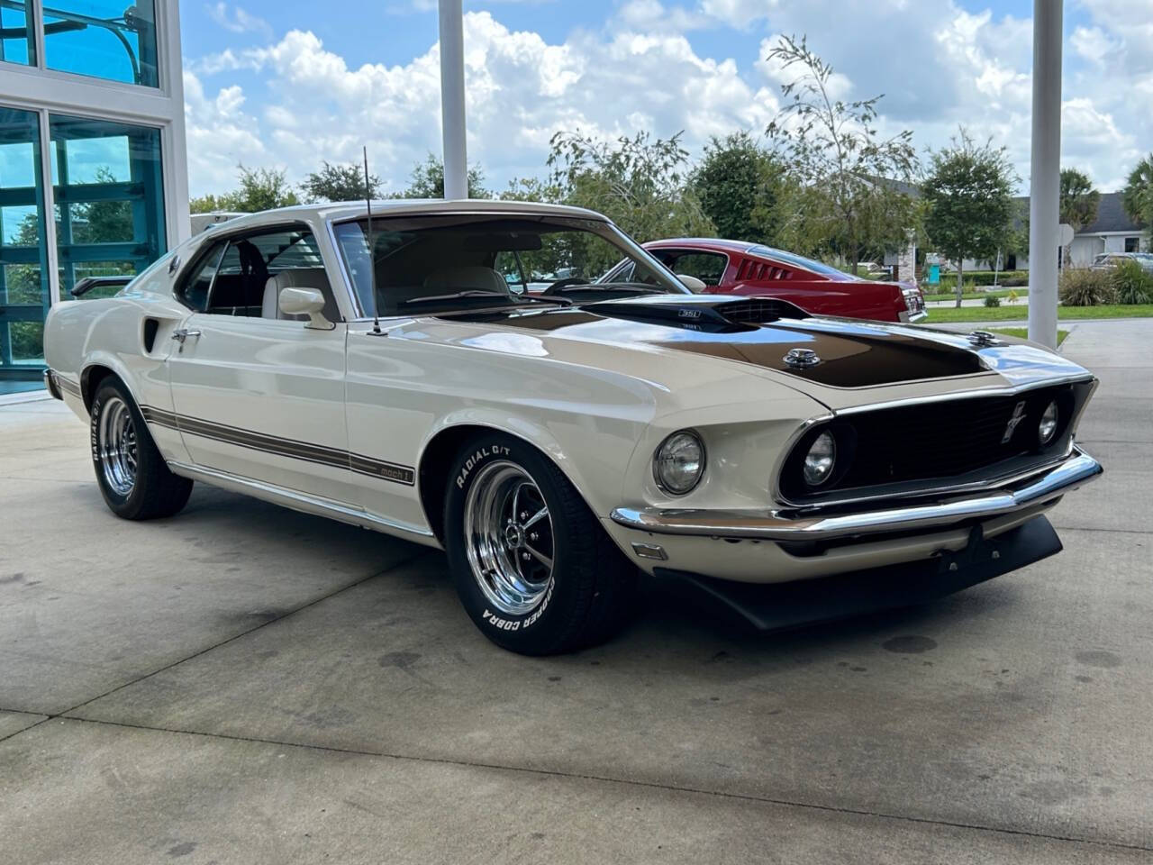 Ford-Mustang-Coupe-1969-White-White-76936-2