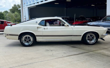 Ford-Mustang-Coupe-1969-White-White-76936-3