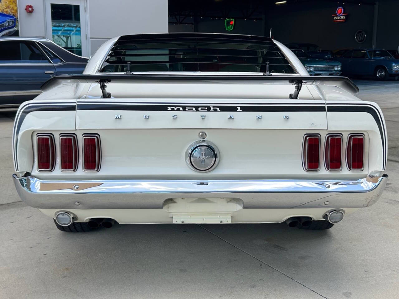 Ford-Mustang-Coupe-1969-White-White-76936-5