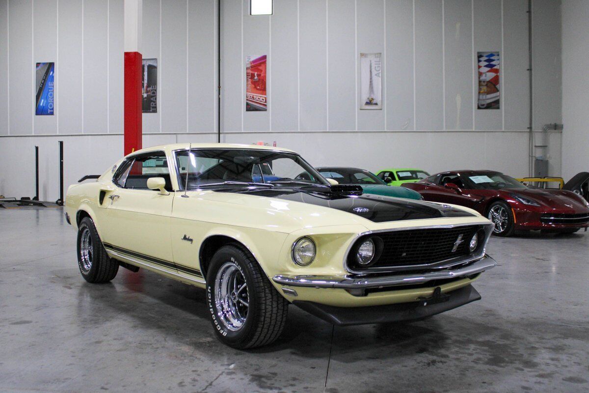 Ford-Mustang-Coupe-1969-Yellow-Green-2050-6