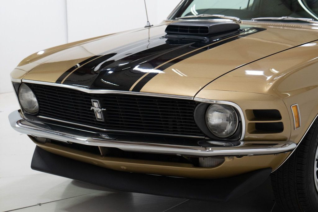 Ford-Mustang-Coupe-1970-GOLD-METALLIC-BLACK-91710-10