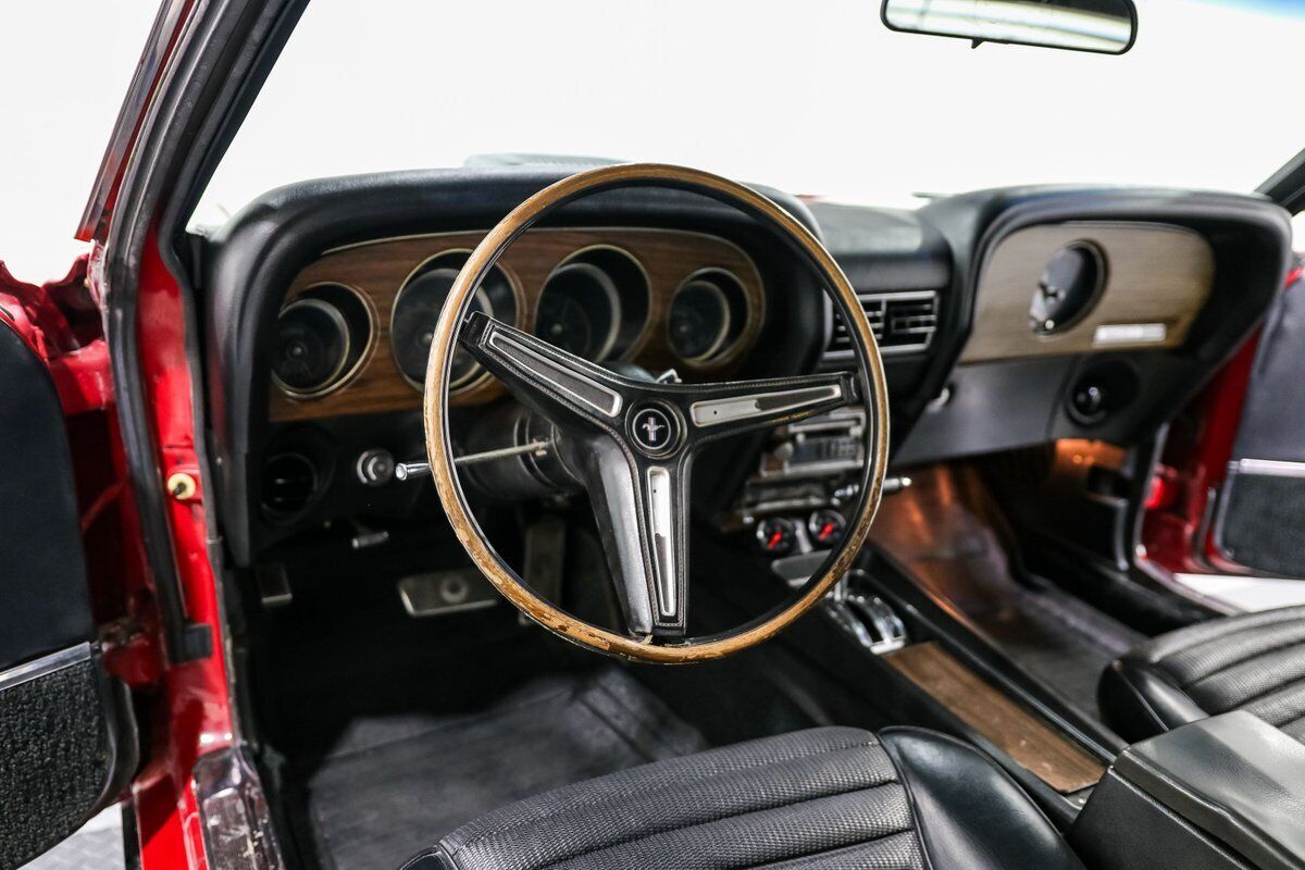 Ford-Mustang-Coupe-1970-Red-Black-158192-13