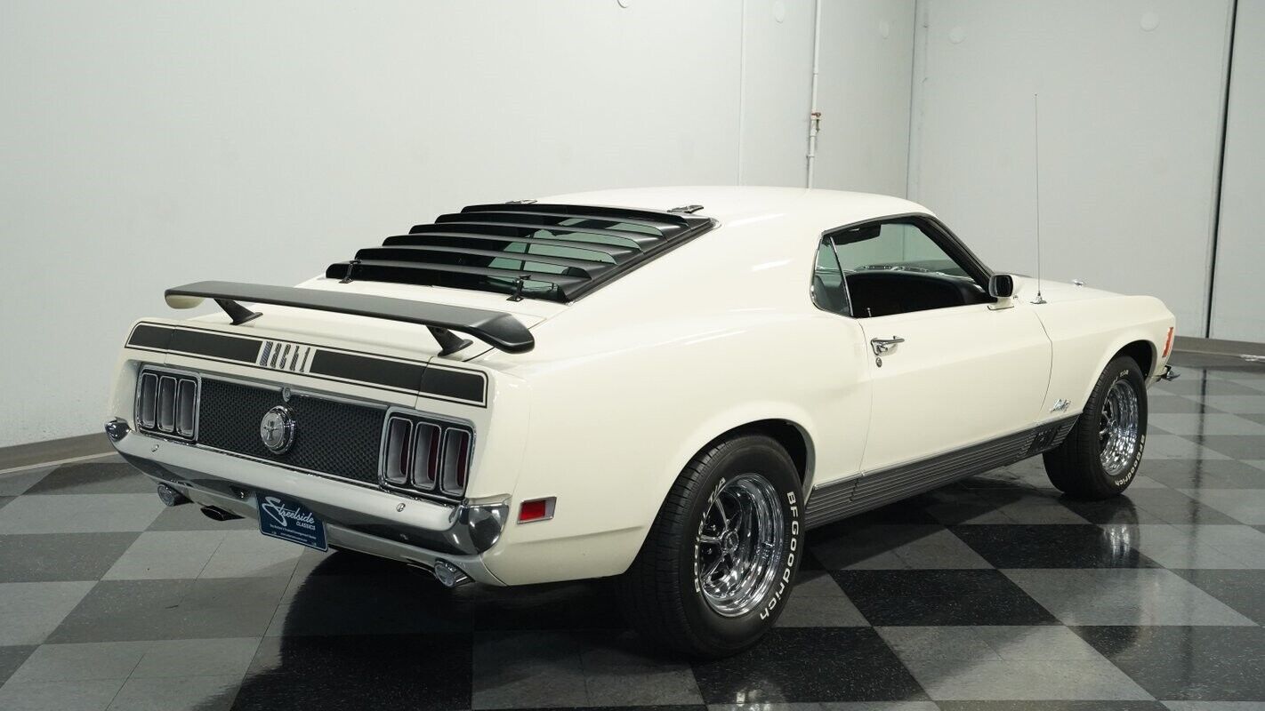 Ford-Mustang-Coupe-1970-White-Black-135121-11