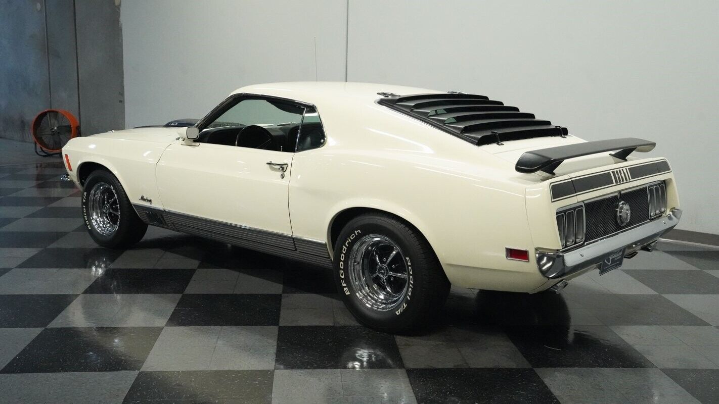 Ford-Mustang-Coupe-1970-White-Black-135121-7