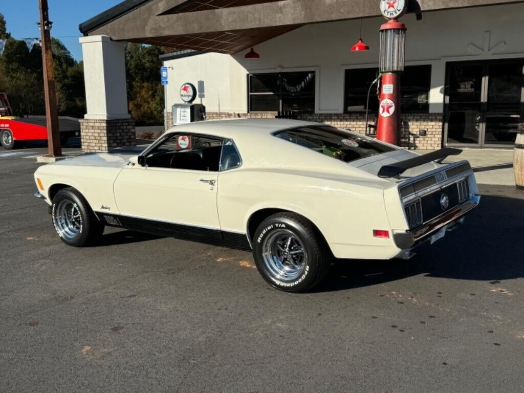 Ford-Mustang-Coupe-1970-White-Black-223699-2