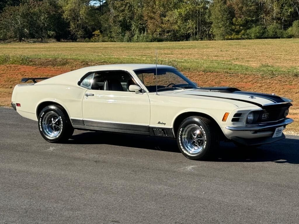 Ford-Mustang-Coupe-1970-White-Black-223699-8