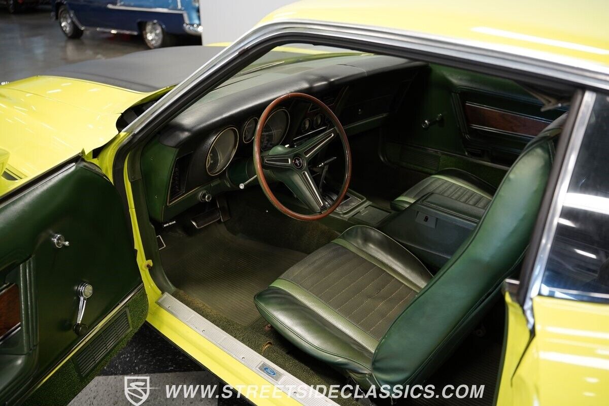 Ford-Mustang-Coupe-1972-Bright-Lime-Green-126762-4