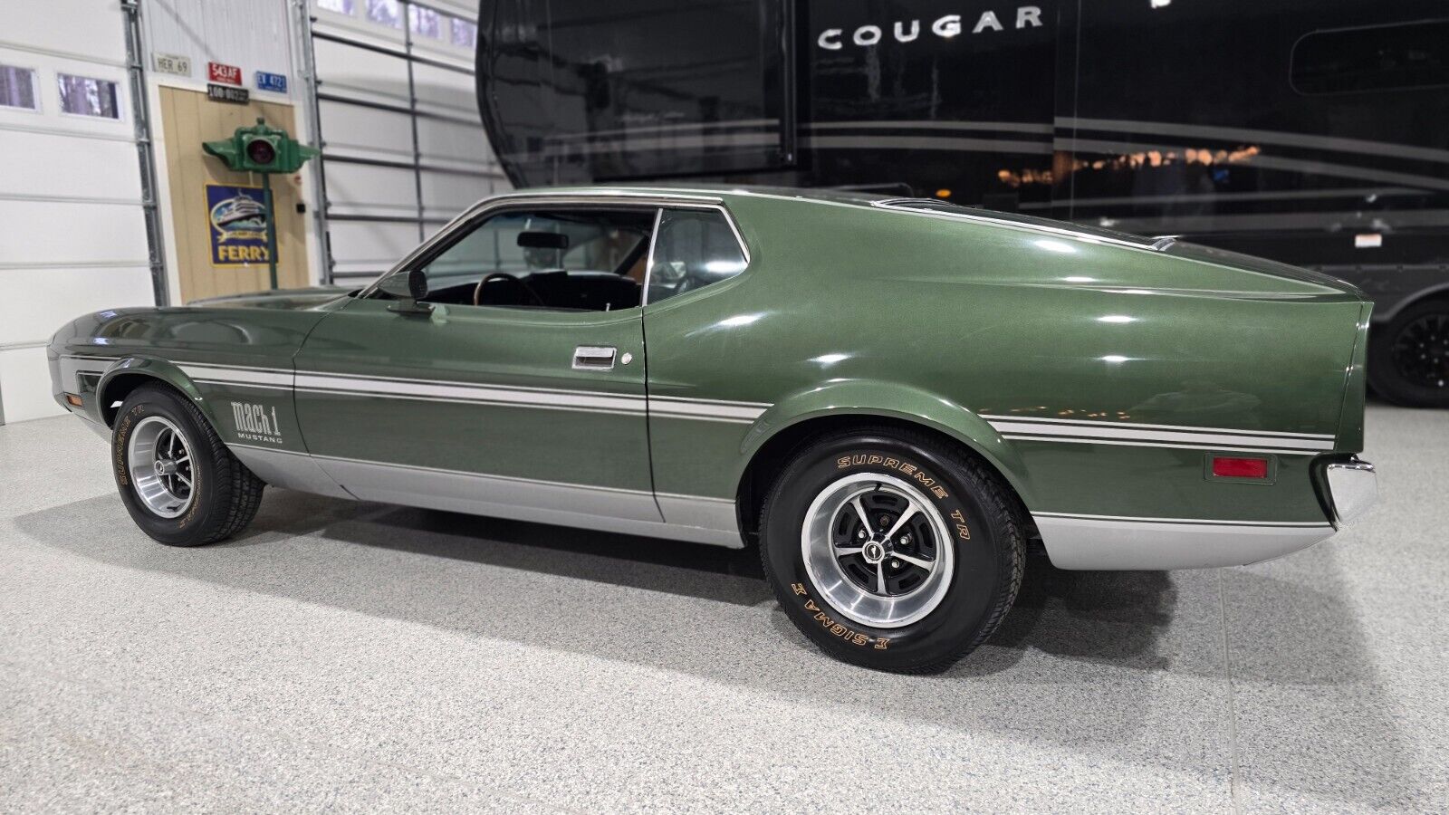 Ford-Mustang-Coupe-1972-Green-63746-12