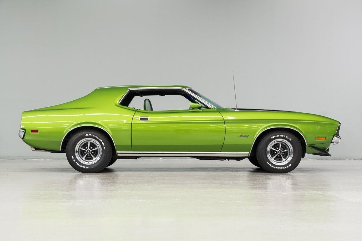 Ford-Mustang-Coupe-1972-Green-Green-27259-7