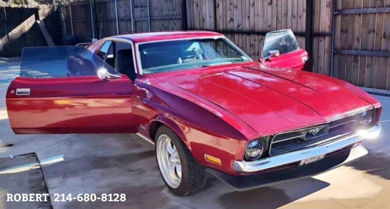 Ford-Mustang-Coupe-1972-Red-Black-483-4