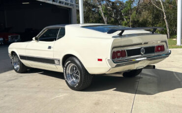 Ford-Mustang-Coupe-1973-White-White-94023-2