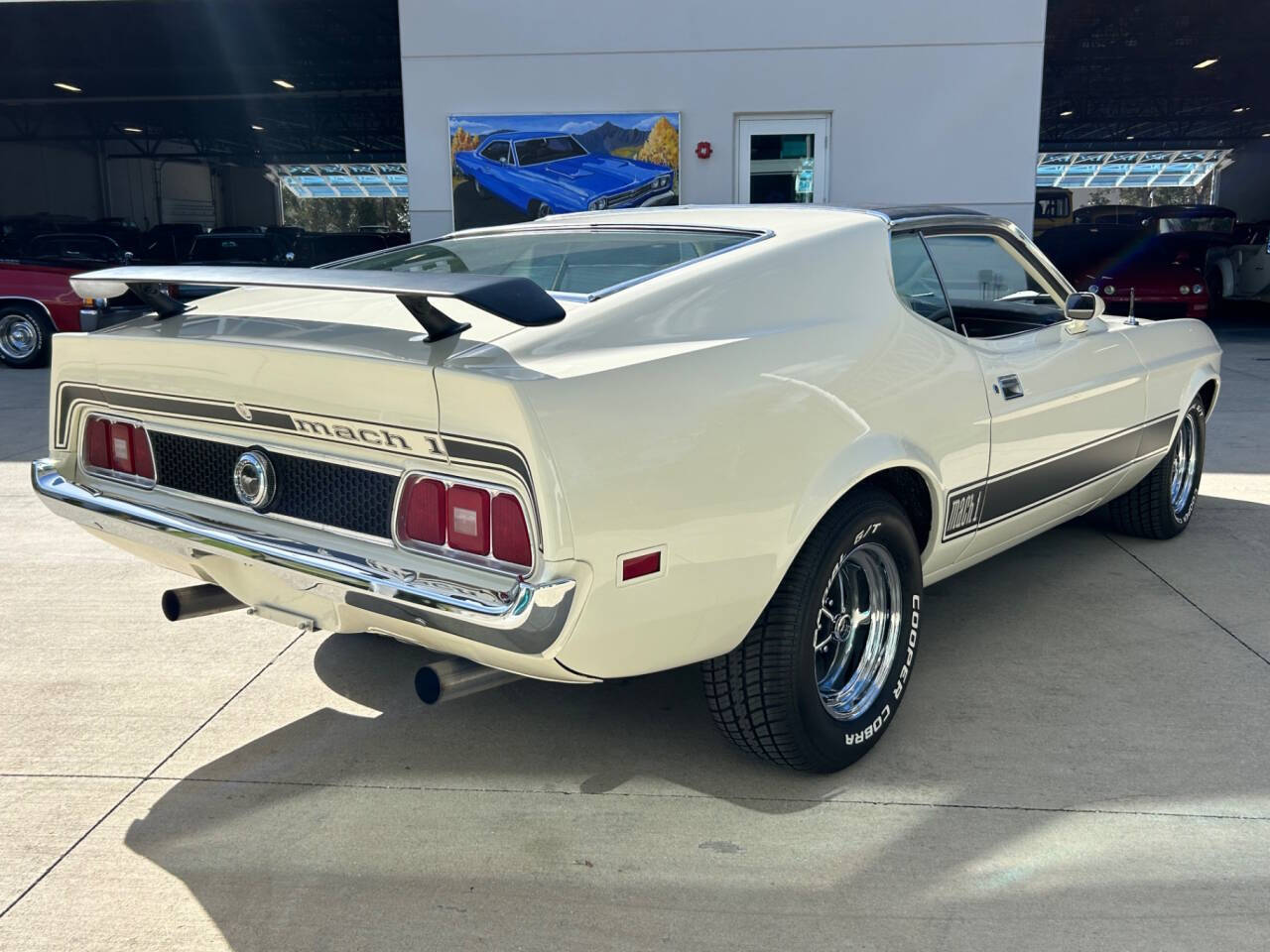 Ford-Mustang-Coupe-1973-White-White-94023-6