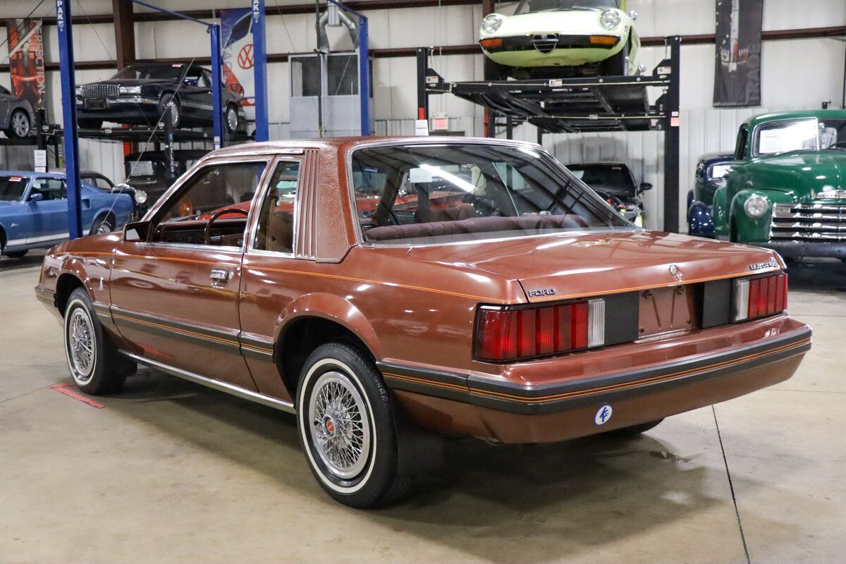 Ford-Mustang-Coupe-1979-Medium-Vaquero-Glow-Brown-73457-5