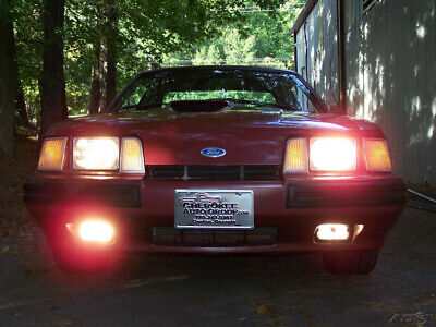 Ford-Mustang-Coupe-1984-Red-Gray-87199-12