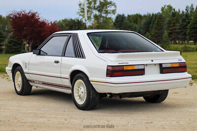 Ford-Mustang-Coupe-1984-White-Red-101067-5