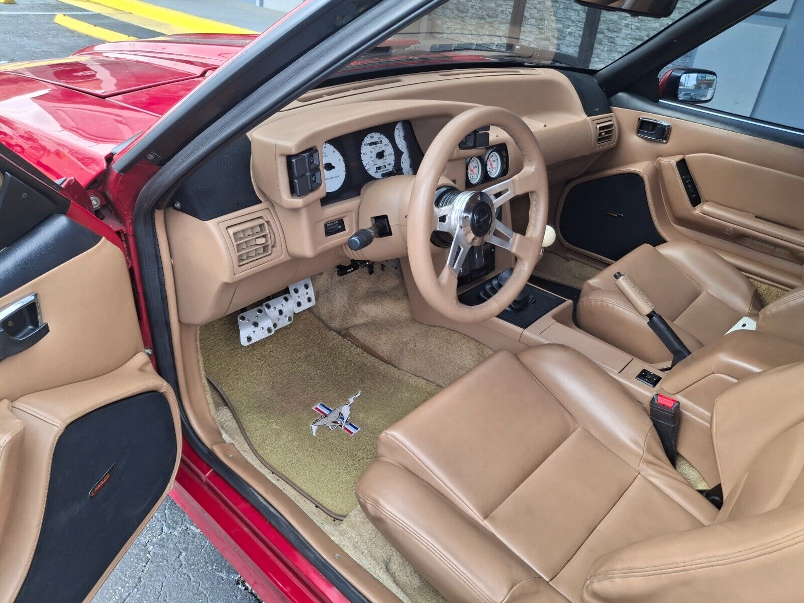 Ford-Mustang-Coupe-1987-Red-161-10