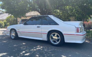 Ford-Mustang-Coupe-1987-White-Red-147738-9