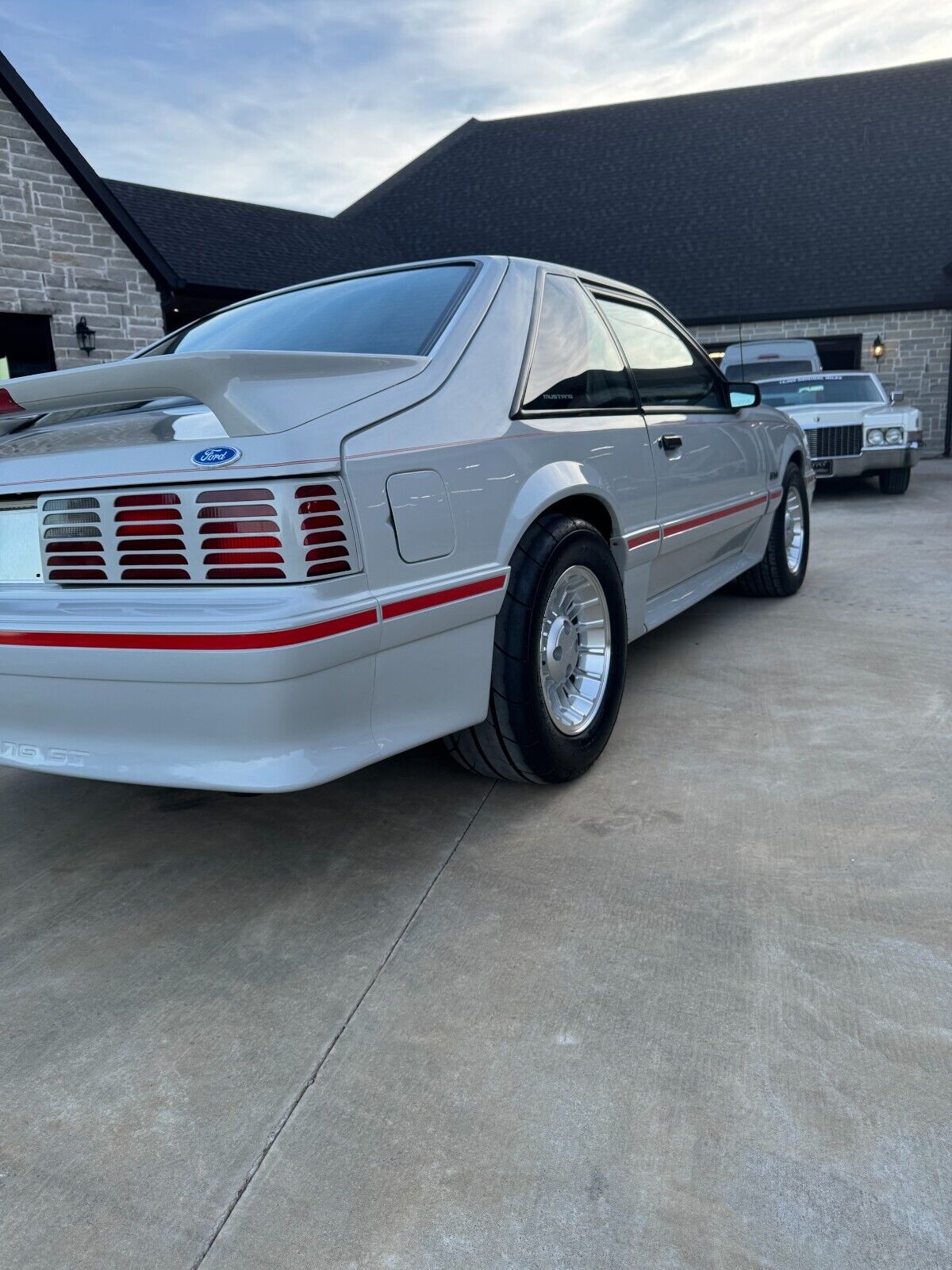 Ford-Mustang-Coupe-1988-Gray-20600-5