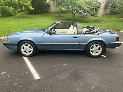 Ford-Mustang-GT-Cabriolet-1986-Blue-White-112490-4