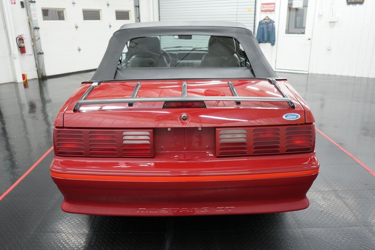 Ford-Mustang-GT-Convertible-Cabriolet-1987-Red-Gray-89439-10