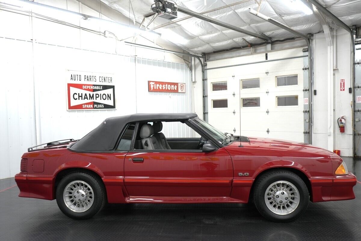 Ford-Mustang-GT-Convertible-Cabriolet-1987-Red-Gray-89439-17