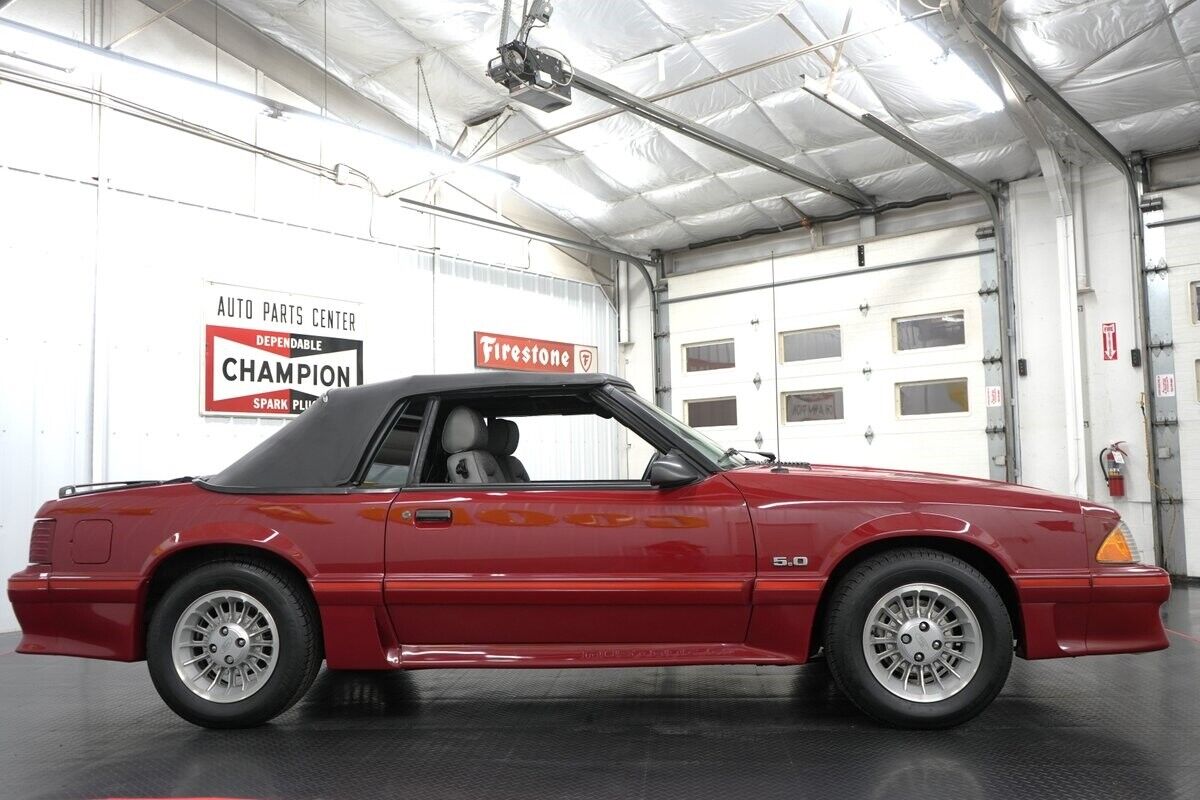 Ford-Mustang-GT-Convertible-Cabriolet-1987-Red-Gray-89439-18