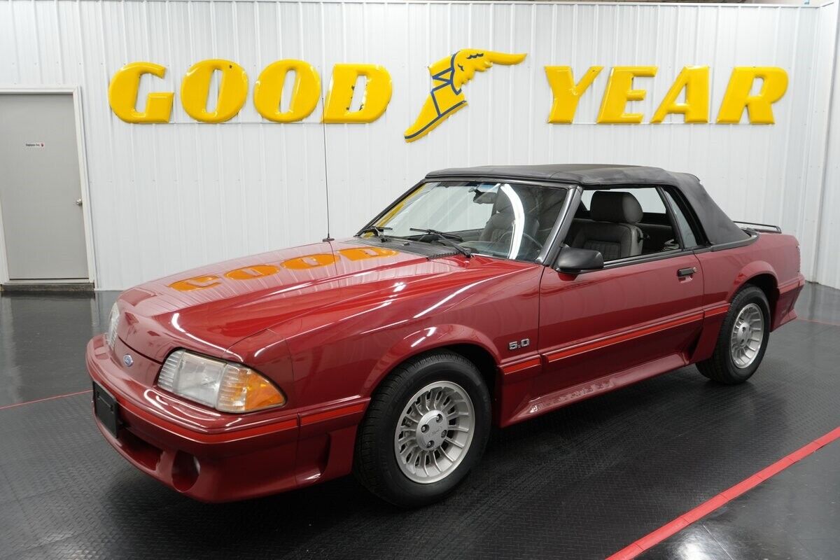 Ford-Mustang-GT-Convertible-Cabriolet-1987-Red-Gray-89439-2