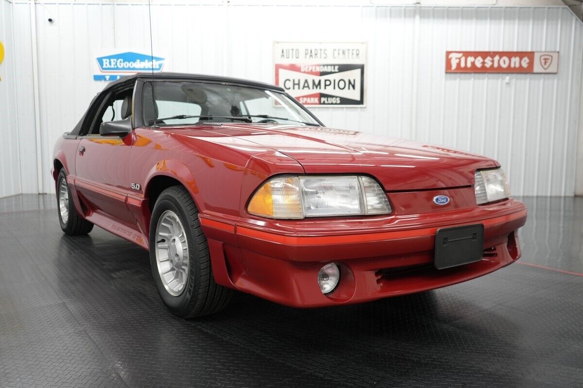 Ford-Mustang-GT-Convertible-Cabriolet-1987-Red-Gray-89439-22