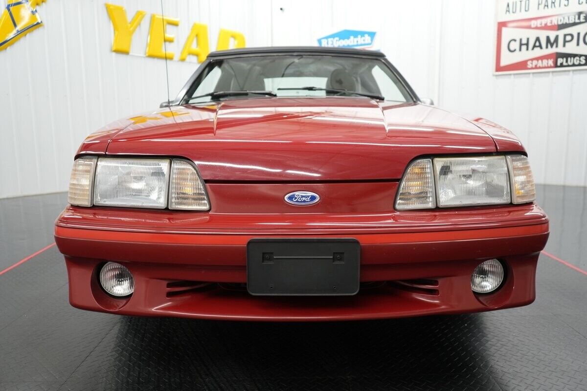 Ford-Mustang-GT-Convertible-Cabriolet-1987-Red-Gray-89439-28