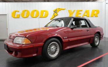 Ford-Mustang-GT-Convertible-Cabriolet-1987-Red-Gray-89439-3