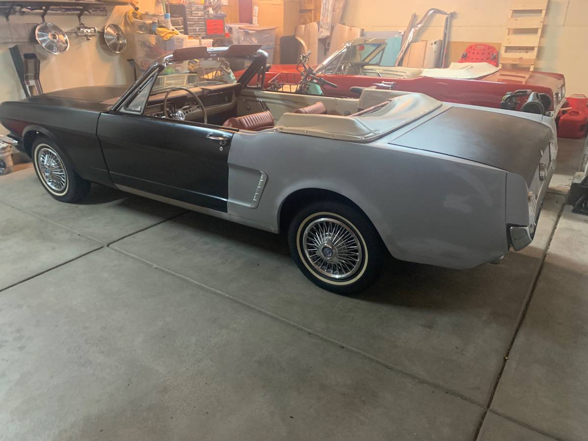 Ford-Mustang-convertible-1964-custom-117482-2