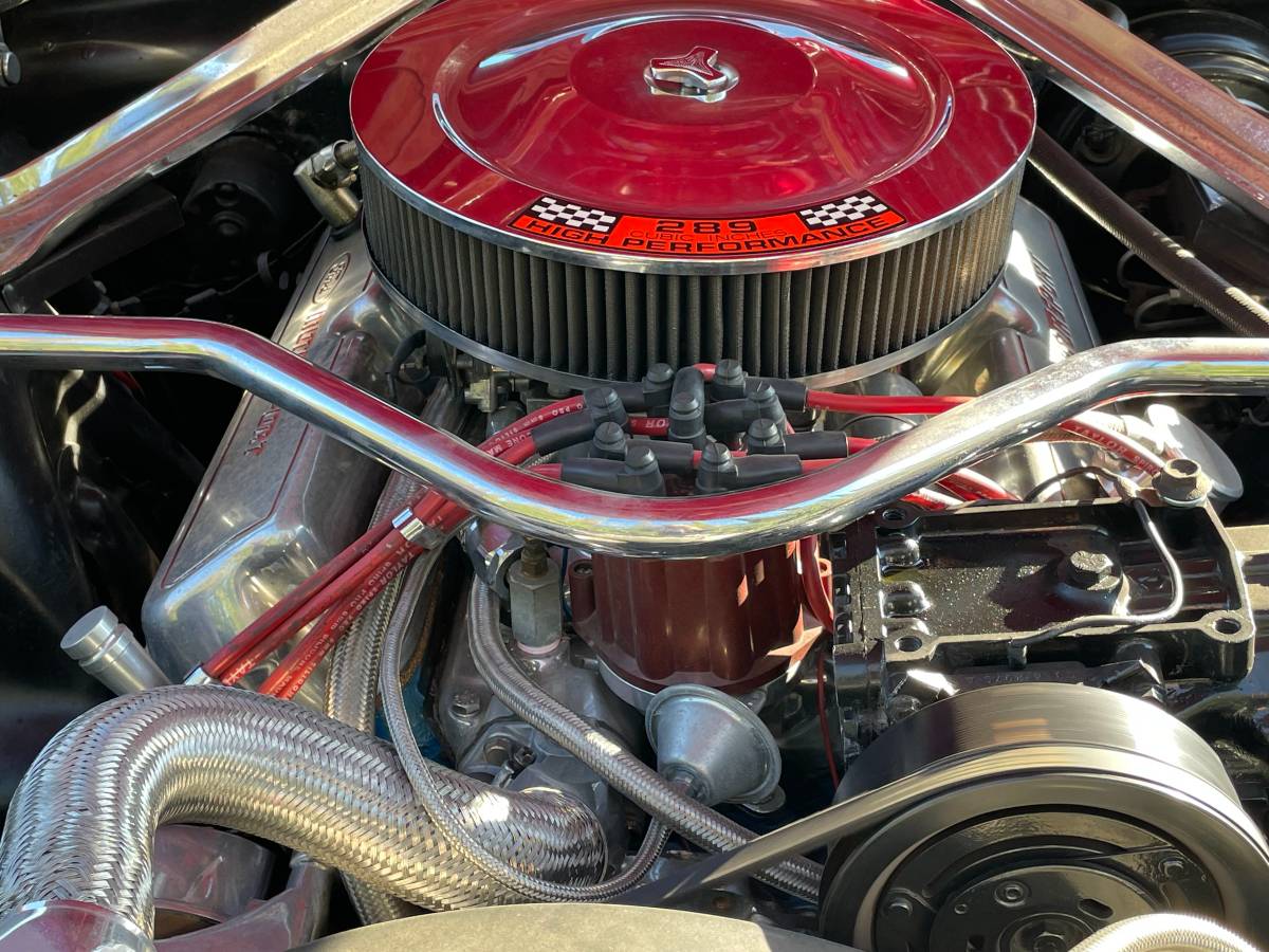 Ford-Mustang-coupe-1966-red-140738-12