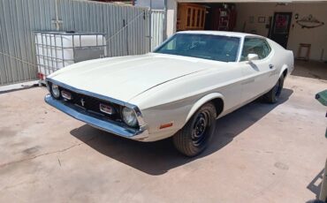 Ford-Mustang-fastback-1972-white-140013