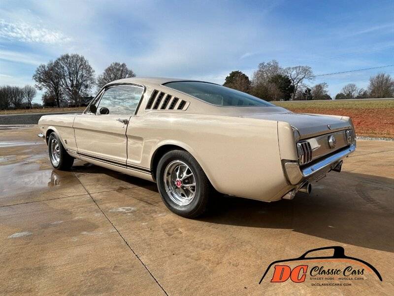 Ford-Mustang-gt-1966-3-2