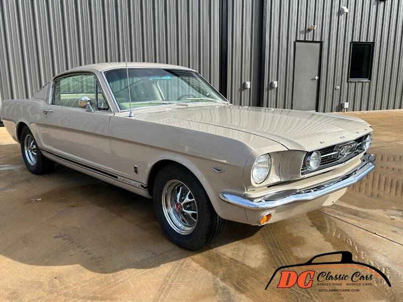 Ford-Mustang-gt-1966-3-6