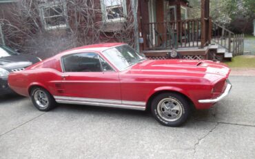 Ford-Mustang-gt-1967-red-238182