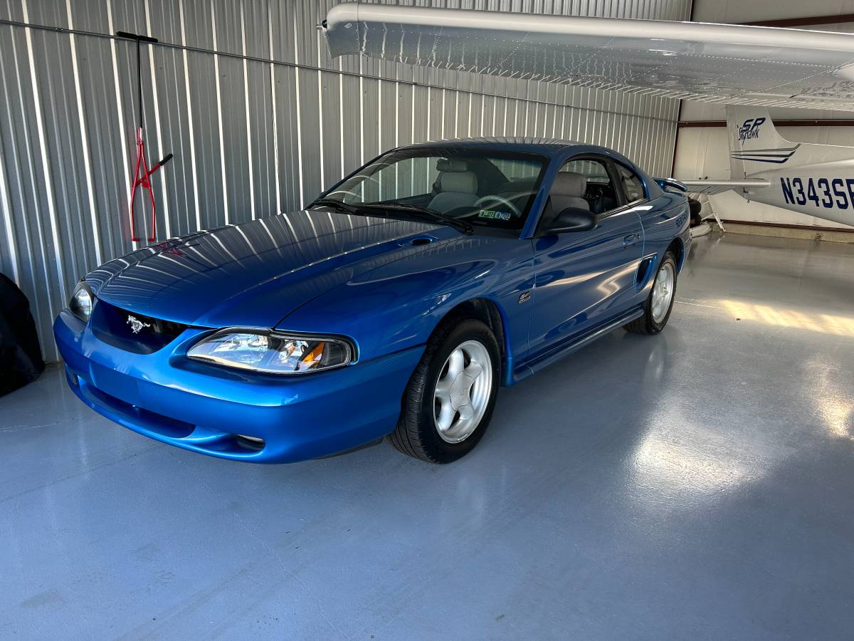 Ford-Mustang-gt-1995-blue-207605-1