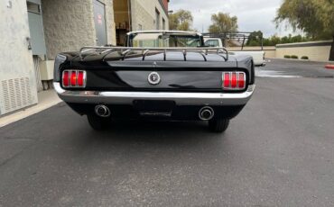 Ford-Mustang-gt-convertible-1965-black-160932-5