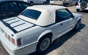 Ford-Mustang-gt-convertible-1987-white-115872-2