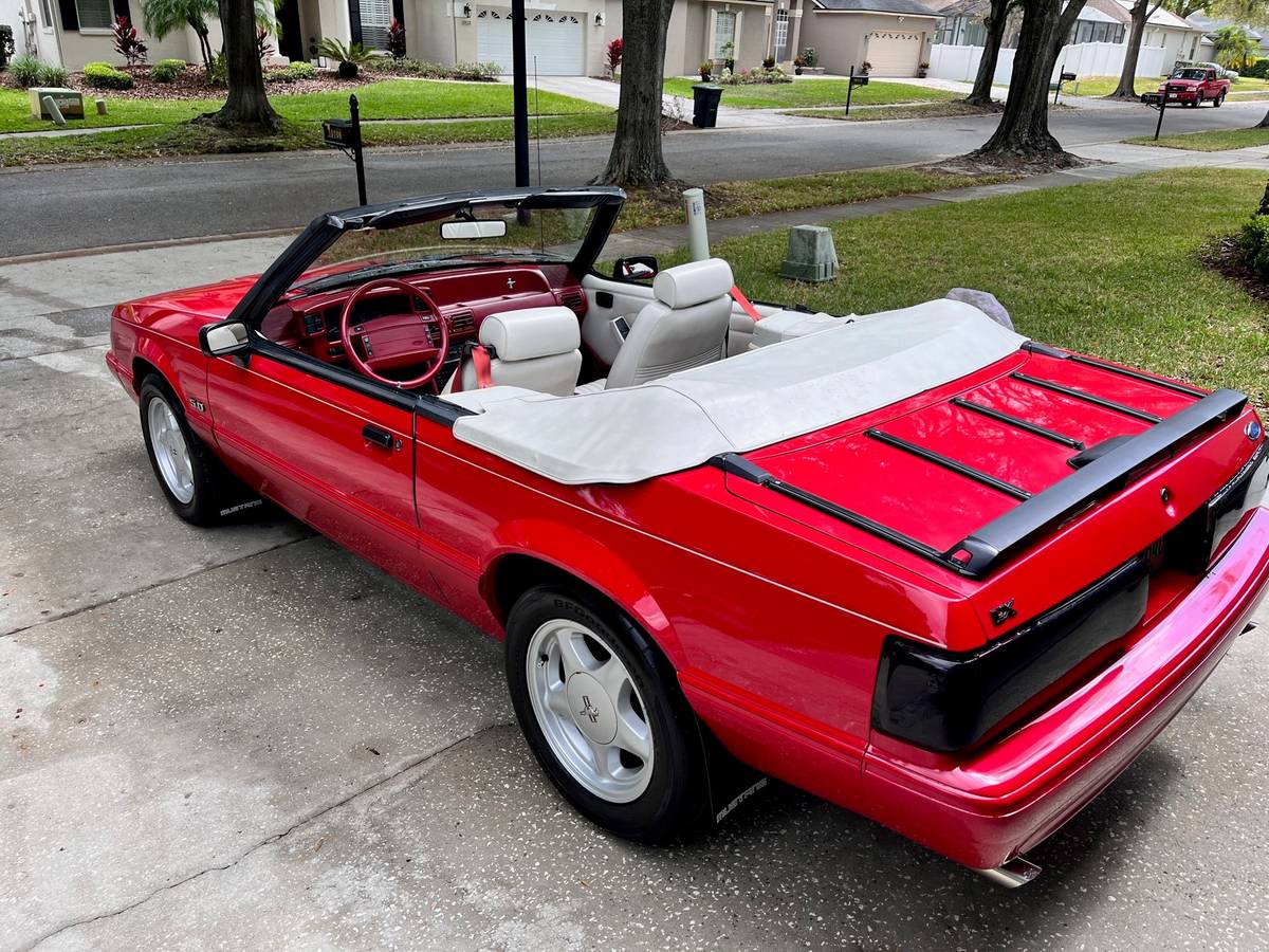 Ford-Mustang-lx-1982-red-76605