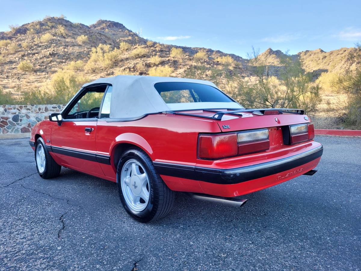 Ford-Mustang-lx-5.0-convertible-1991-243010-2